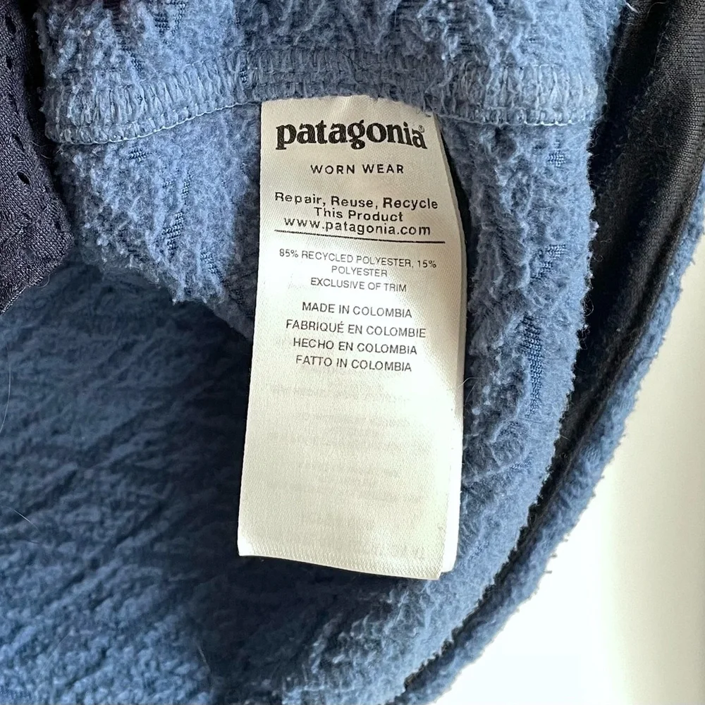 Patagonia Diamond Capra Hoodie Fleece in Woolly Blue - Picture 4 of 4